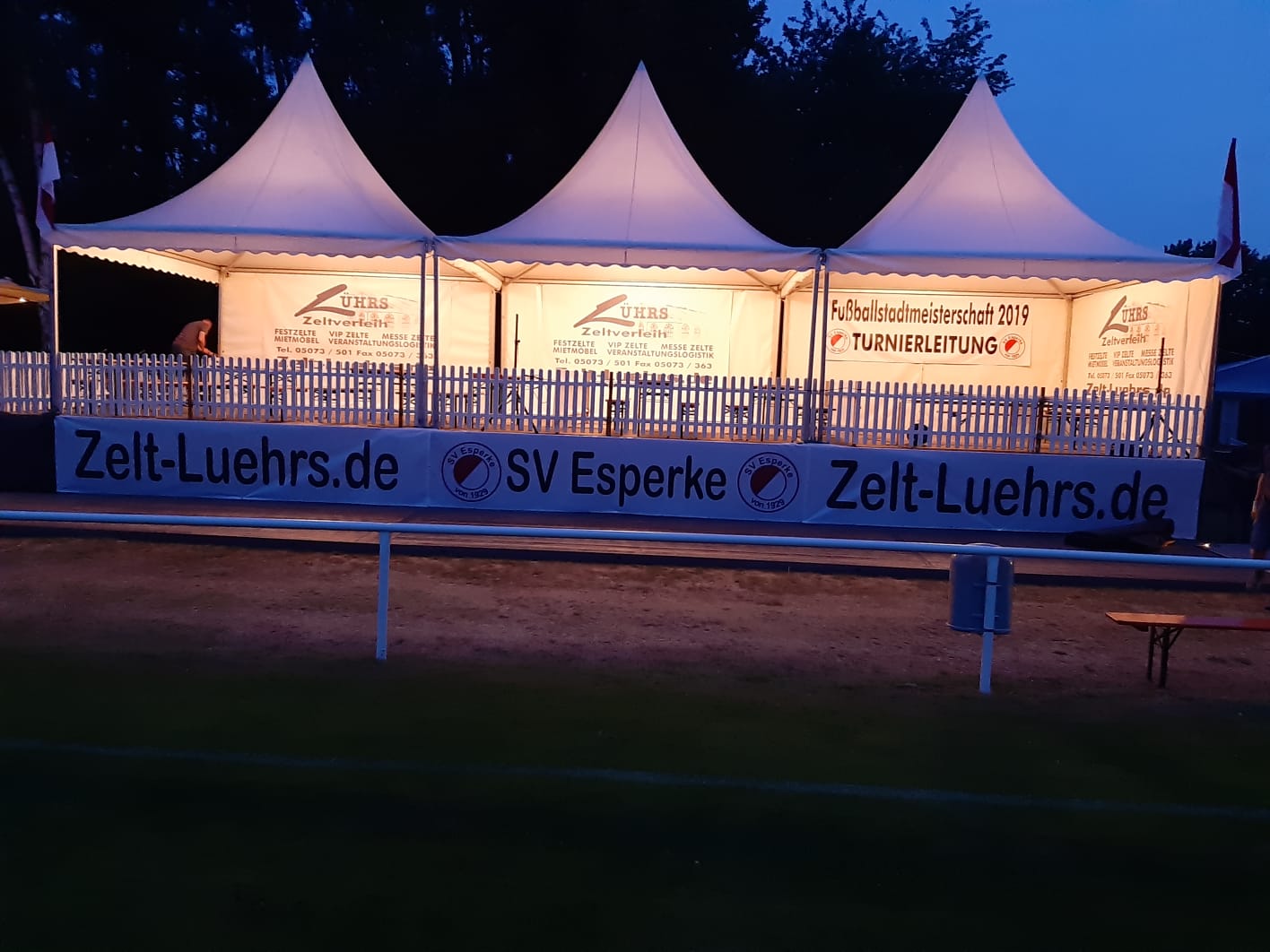 Zelt-Luehrs.de